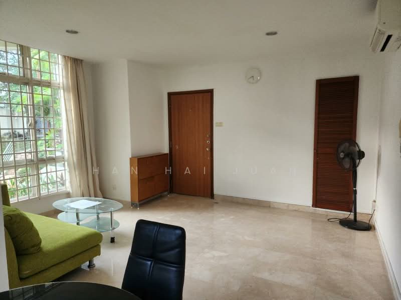 Parbury Hill Condominium, 28 Parbury Avenue, 2 Bedrooms, 829 sqft, Condominium For Sale, by Han Hai Juan, 500192944 - Living Room - PropertyGuru.com.sg