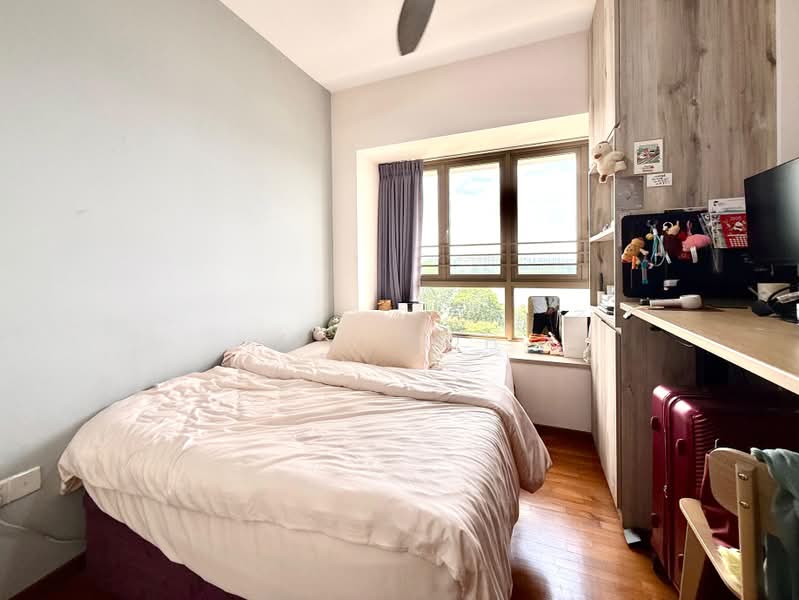 Waterfront Gold, 750 Bedok Reservoir Road, 4 Bedrooms, 1,475 sqft, Condominium For Sale, by K L Goh, 500192947 - Bedroom - PropertyGuru.com.sg