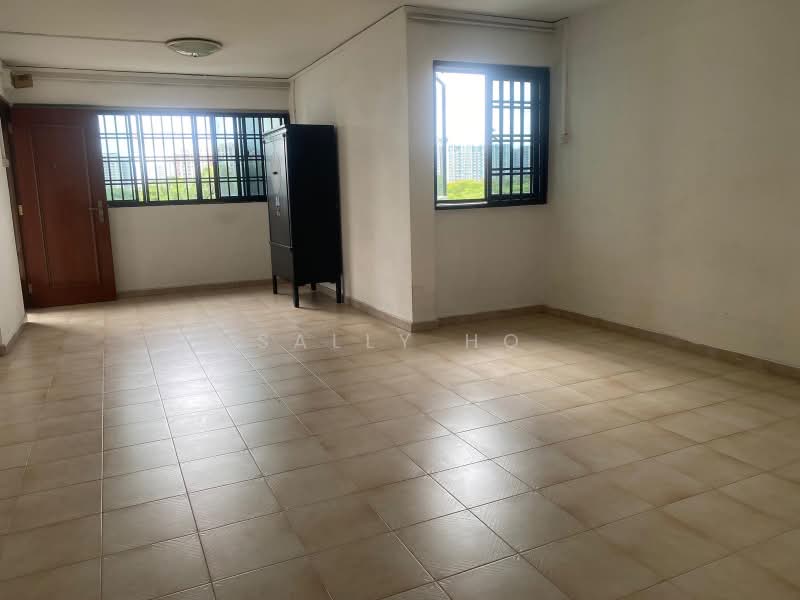 401 Hougang Avenue 10, 401 Hougang Avenue 10, 3 Bedrooms, 990 sqft, HDB Flat For Sale, by Sally Ho, 500192958 - Living Room - PropertyGuru.com.sg