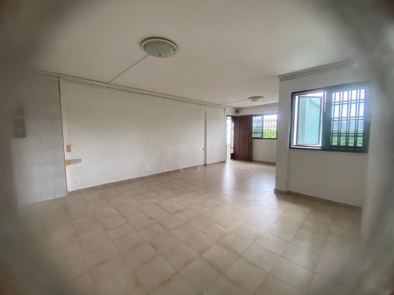 401 Hougang Avenue 10, 401 Hougang Avenue 10, 3 Bedrooms, 990 sqft, HDB Flat For Sale, by Sally Ho, 500192958 - Living Room - PropertyGuru.com.sg