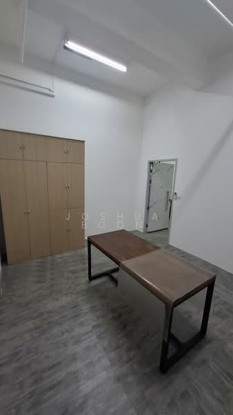 Woodlands Industrial Park E1, 38 Woodlands Industrial Park E1, 635 sqft, Factory / Workshop (B2) For Sale, by Joshua Boon, 500192963 - Interior - CommercialGuru.com.sg