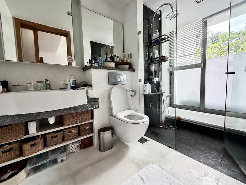 The Oceanfront @ Sentosa Cove, , 4 Bedrooms, 2,454 sqft, Condominium For Rent, by Daphne Lean, 500193015 - Bathroom - PropertyGuru.com.sg
