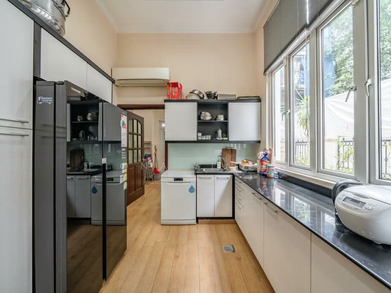 ❤️Very Motivated⭐️Bungalow Zone⭐️Well Renovated⭐️Fiona 国凤 8218☎️5108, Trevose Crescent, Kheam Hock Road, Camborne Road, Narooma Road, Dalkeith Road, Harlyn Road, Berrima Road, Merryn Road, 5 Bedrooms, 5,500 sqft, Detached House For Sale, by Fiona Yin 国凤, 500193016 - Kitchen - PropertyGuru.com.sg