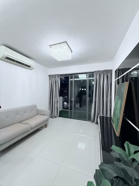Esparina Residences, 113 Compassvale Bow, 2 Bedrooms, 678 sqft, Executive Condominium For Rent, by Anthea Yeo 杨丽娇, 500193032 - Living Room - PropertyGuru.com.sg