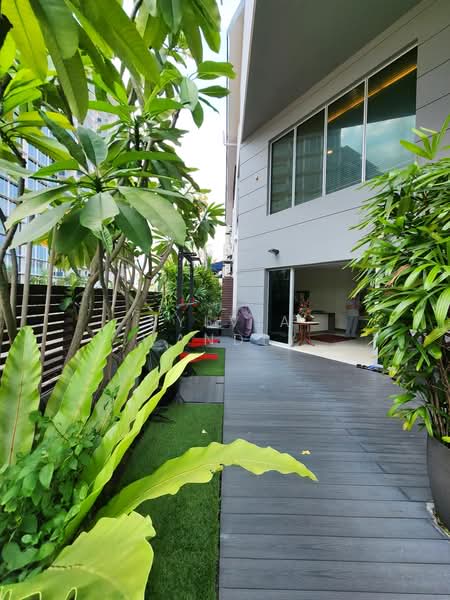 Wareham road, Wareham Road, 8 Bedrooms, 8,465 sqft, Detached House For Sale, by Sylvia Wandly, 500193038 - PropertyGuru.com.sg