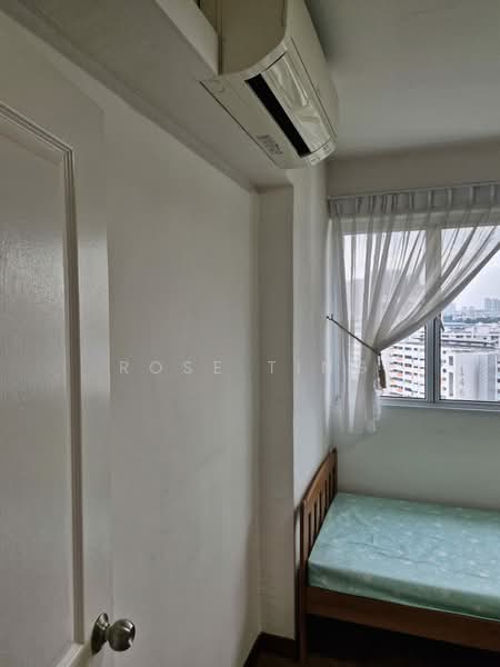 216 Lorong 8 Toa Payoh, 216 Lorong 8 Toa Payoh, Room Rental, 140 sqft, HDB Flat For Rent, by Rose Ting, 500193052 - Bedroom - PropertyGuru.com.sg