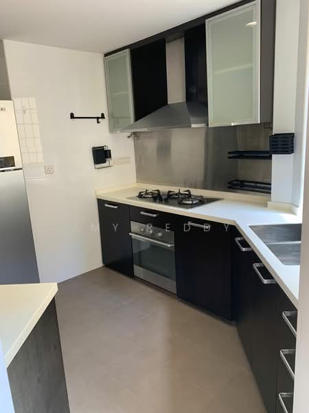 Villa Marina, 21 Jalan Sempadan, 2 Bedrooms, 1,500 sqft, Condominium For Rent, by Amy Reddy, 500193071 - Kitchen - PropertyGuru.com.sg