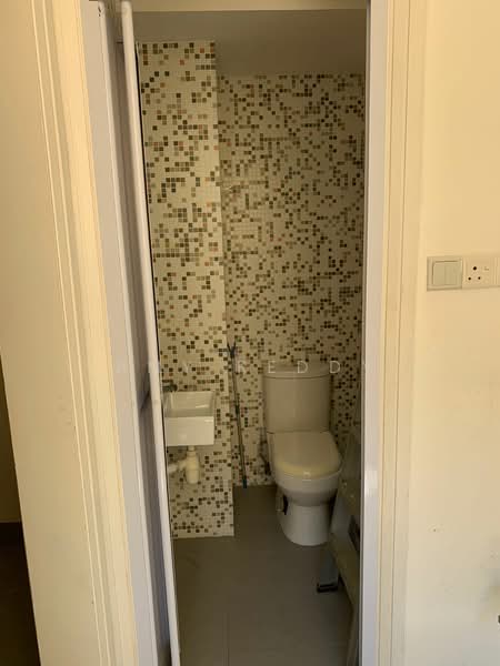 Villa Marina, 21 Jalan Sempadan, 2 Bedrooms, 1,500 sqft, Condominium For Rent, by Amy Reddy, 500193071 - PropertyGuru.com.sg