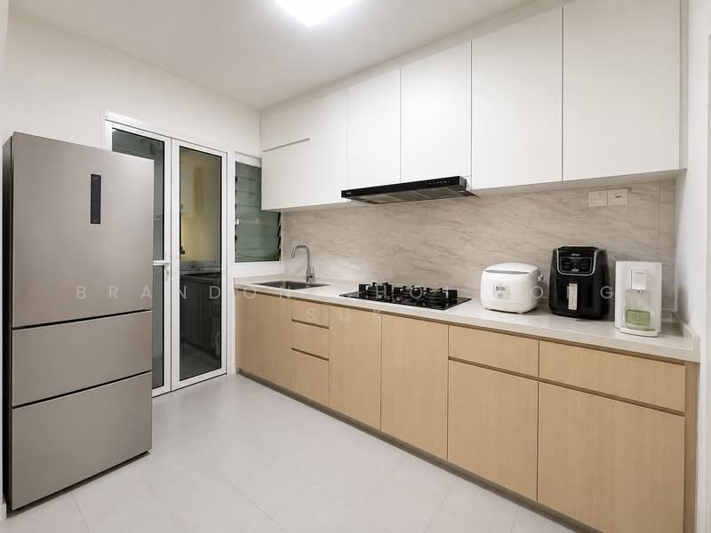 668A Edgefield Plains, 668A Edgefield Plains, 3 Bedrooms, 1,001 sqft, HDB Flat For Sale, by Brandon Choi Yong Suk, 500193080 - Kitchen - PropertyGuru.com.sg