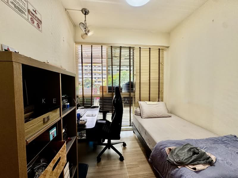 Lake Life, 6 Tao Ching Road, 3 Bedrooms, 1,119 sqft, Executive Condominium For Sale, by Kelvin Tan 陈克辉, 500193103 - Bedroom - PropertyGuru.com.sg