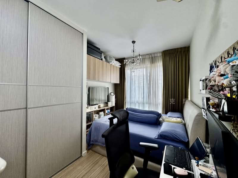 Lake Life, 6 Tao Ching Road, 3 Bedrooms, 1,119 sqft, Executive Condominium For Sale, by Kelvin Tan 陈克辉, 500193103 - Bedroom - PropertyGuru.com.sg