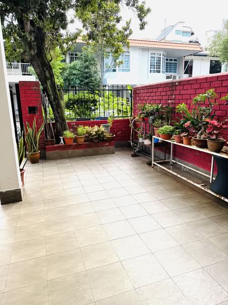 Telok Kurau Lorong L, , Room Rental, 200 sqft, Terraced House For Rent, by Florence Lim, 500193105 - Exterior - PropertyGuru.com.sg