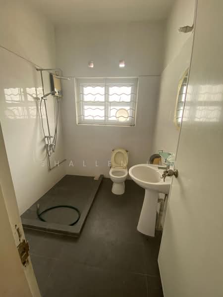 92 Serangoon Garden Way, Serangoon Garden Way, 3 Bedrooms, 2,300 sqft, Terraced House For Rent, by Shallen Lim, 500193110 - PropertyGuru.com.sg