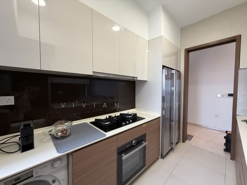 Stirling Residences, 23 Stirling Road, 3 Bedrooms, 1,055 sqft, Condominium For Rent, by Vivian Wong, 500193111 - Kitchen - PropertyGuru.com.sg