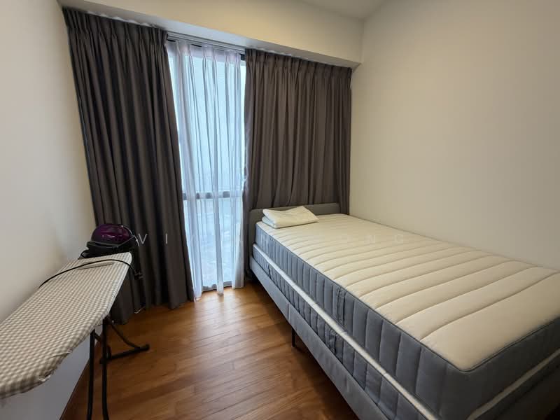 Stirling Residences, 23 Stirling Road, 3 Bedrooms, 1,055 sqft, Condominium For Rent, by Vivian Wong, 500193111 - Bedroom - PropertyGuru.com.sg