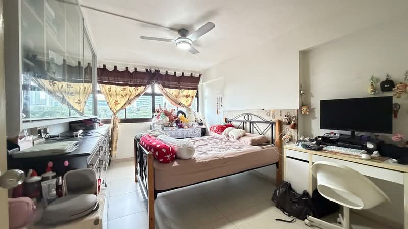 16 Telok Blangah Crescent, 16 Telok Blangah Crescent, 2 Bedrooms, 818 sqft, HDB Flat For Sale, by Jose Loh Zhenhao, 500193113 - Bedroom - PropertyGuru.com.sg
