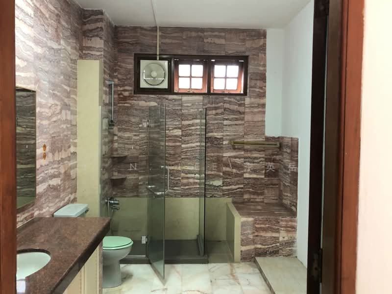Master room near Kovan MRT, Kovan Road, Room Rental, 350 sqft, Semi-Detached House For Rent, by Y. N. Lee 李英岳, 500193114 - Bathroom - PropertyGuru.com.sg