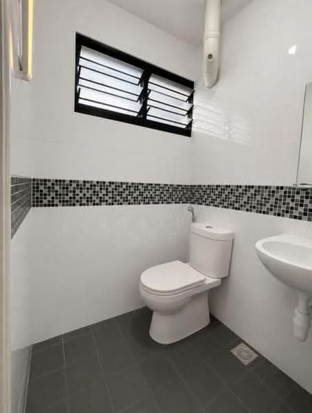 107 Yishun Ring Road, 107 Yishun Ring Road, Sembawang / Yishun, 3 Bedrooms, 1,011 sqft, HDB Flat For Sale, by Jonathan Koh, 500193116 - Bathroom - PropertyGuru.com.sg