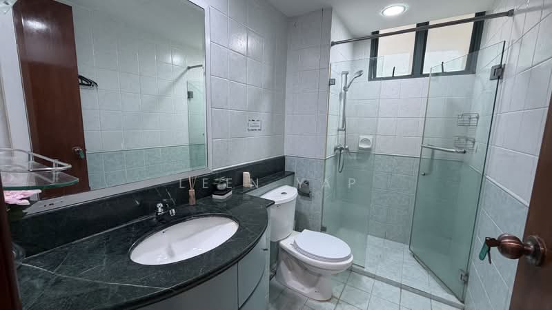 Summerdale, 2 Boon Lay Drive, Room Rental, 95 sqft, Condominium For Rent, by Leen Yap, 500193127 - Bathroom - PropertyGuru.com.sg
