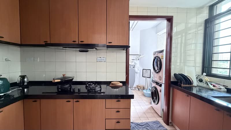 Summerdale, 2 Boon Lay Drive, Room Rental, 95 sqft, Condominium For Rent, by Leen Yap, 500193127 - Kitchen - PropertyGuru.com.sg