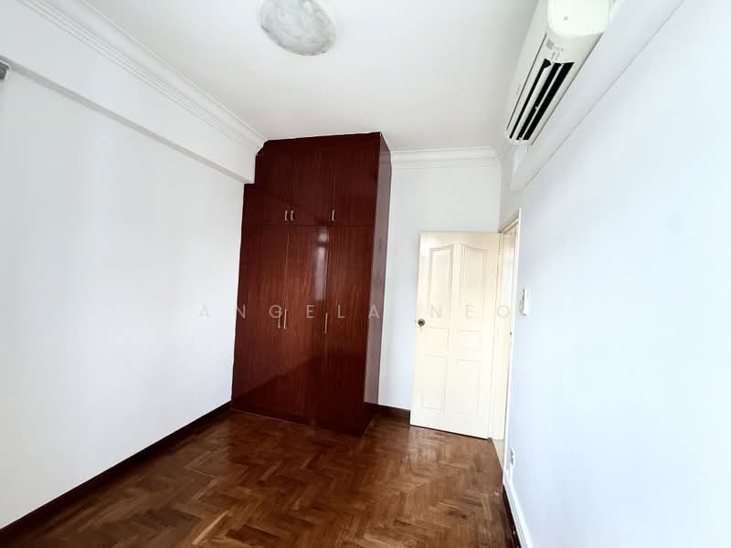 La Crystal, 160 Killiney Road, 3 Bedrooms, 1,076 sqft, Condominium For Sale, by Angela Neo, 500193133 - PropertyGuru.com.sg