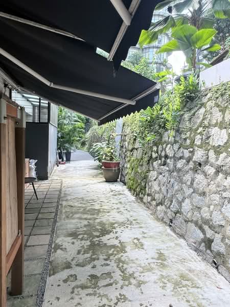 Cairnhill Conservation House, Cairnhill Road, 3 Bedrooms, 4,000 sqft, Conservation House For Sale, by Ella Sherman, 500193142 - Exterior - PropertyGuru.com.sg