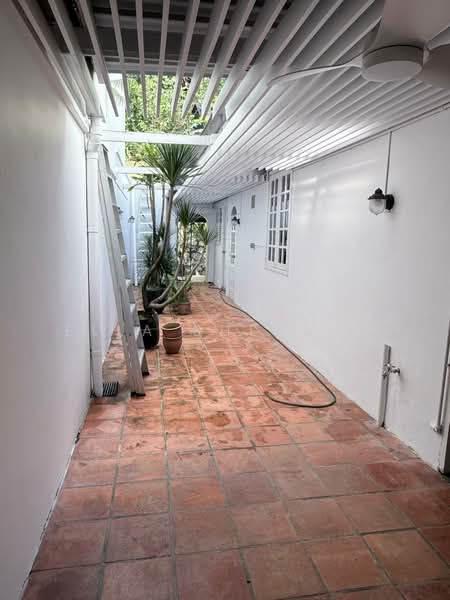 Cairnhill Conservation House, Cairnhill Road, 3 Bedrooms, 4,000 sqft, Conservation House For Sale, by Ella Sherman, 500193142 - Exterior - PropertyGuru.com.sg