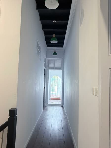 Cairnhill Conservation House, Cairnhill Road, 3 Bedrooms, 4,000 sqft, Conservation House For Sale, by Ella Sherman, 500193142 - Corridor - PropertyGuru.com.sg