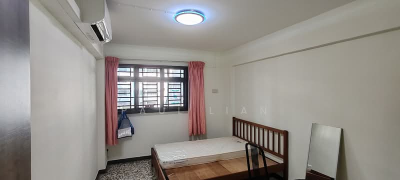 414 Ang Mo Kio Avenue 10, 414 Ang Mo Kio Avenue 10, 3 Bedrooms, 990 sqft, HDB Flat For Rent, by Paul Lian, 500193145 - Bedroom - PropertyGuru.com.sg