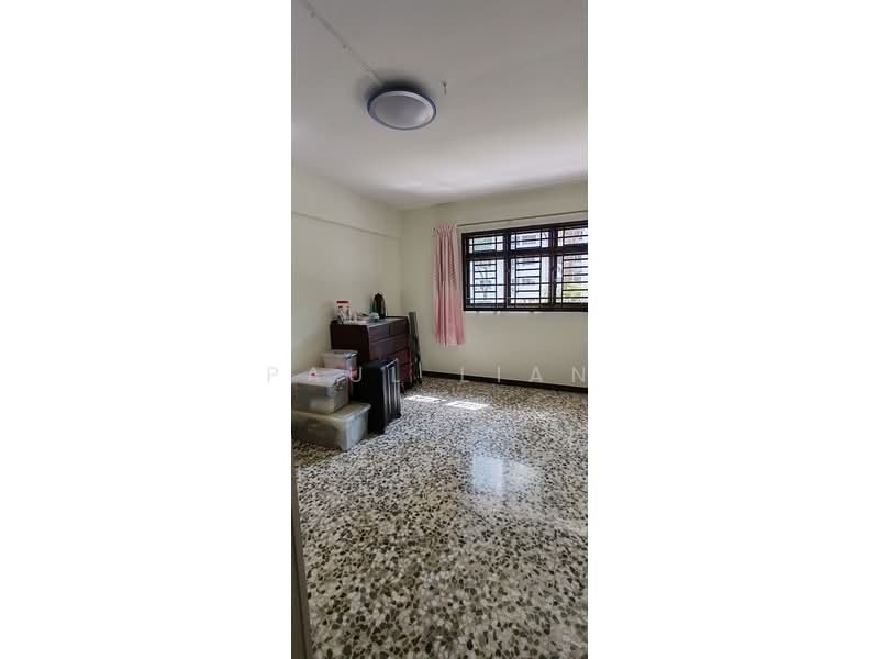 414 Ang Mo Kio Avenue 10, 414 Ang Mo Kio Avenue 10, 3 Bedrooms, 990 sqft, HDB Flat For Rent, by Paul Lian, 500193145 - Bedroom - PropertyGuru.com.sg