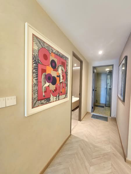 One Shenton, 1 Shenton Way, 1 Bedroom, 947 sqft, Condominium For Sale, by Afe Chua, 500193146 - Corridor - PropertyGuru.com.sg