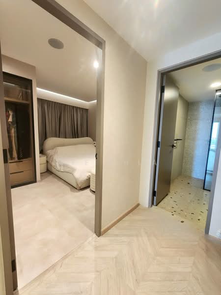 One Shenton, 1 Shenton Way, 1 Bedroom, 947 sqft, Condominium For Sale, by Afe Chua, 500193146 - Bedroom - PropertyGuru.com.sg