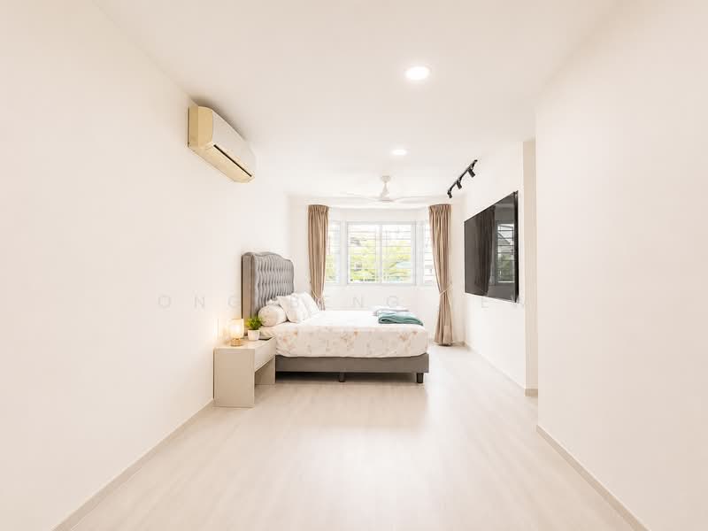 🔥 🔥 🔥 Best Value Landed Home in Eaton Park!🔥 🔥 🔥, Buangkok / Gerald / Eaton, 5 Bedrooms, 3,000 sqft, Semi-Detached House For Sale, by Ong Beng Yew, 500193149 - Bedroom - PropertyGuru.com.sg