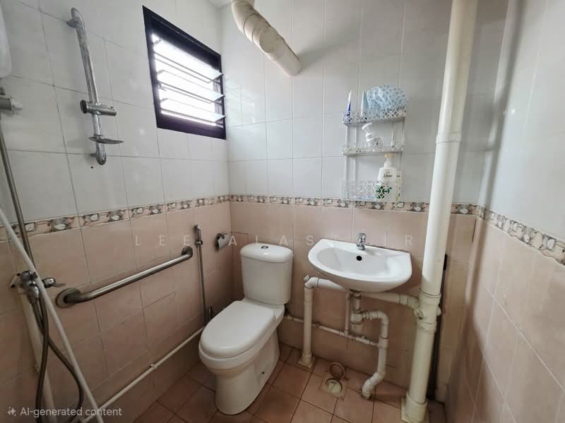 707 Yishun Avenue 5, 707 Yishun Avenue 5, Room Rental, 110 sqft, HDB Flat For Rent, by Lee Alastair, 500193169 - Bathroom - PropertyGuru.com.sg