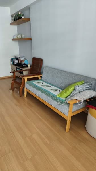 6 Jalan Batu, 6 Jalan Batu, Room Rental, 116 sqft, HDB Flat For Rent, by Chris Chee Sheng Jie  徐胜杰, 500193173 - Living Room - PropertyGuru.com.sg