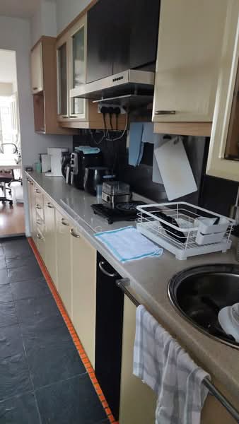 6 Jalan Batu, 6 Jalan Batu, Room Rental, 116 sqft, HDB Flat For Rent, by Chris Chee Sheng Jie  徐胜杰, 500193173 - Kitchen - PropertyGuru.com.sg