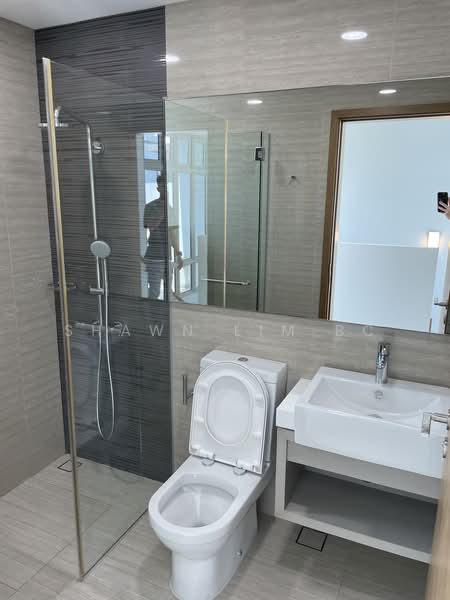 NEWest, 3 West Coast Drive, 4 Bedrooms, 2,971 sqft, Apartment For Sale, by Shawn Lim BC, 500193177 - Bathroom - PropertyGuru.com.sg