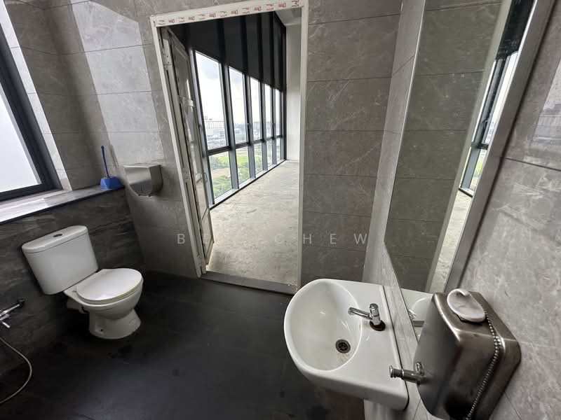 REVV, 1 Corporation Drive, 1,755 sqft, Factory / Workshop (B2) For Rent, by Ben Chew, 500193204 - Bathroom - CommercialGuru.com.sg