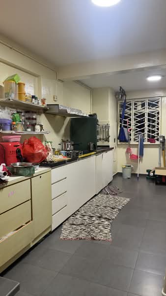 23 Bendemeer Road, 23 Bendemeer Road, 2 Bedrooms, 732 sqft, HDB Flat For Sale, by Michael Segar, 500193229 - Kitchen - PropertyGuru.com.sg