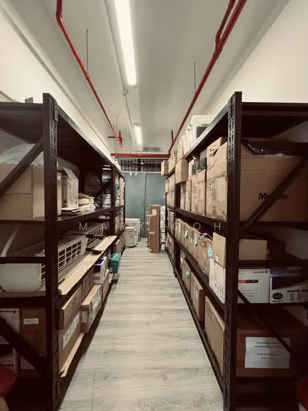 B-Central, 994 Bendemeer Road, 4,758 sqft, Light Industrial (B1) For Sale, by Mark Goh, 500193240 - Store - CommercialGuru.com.sg