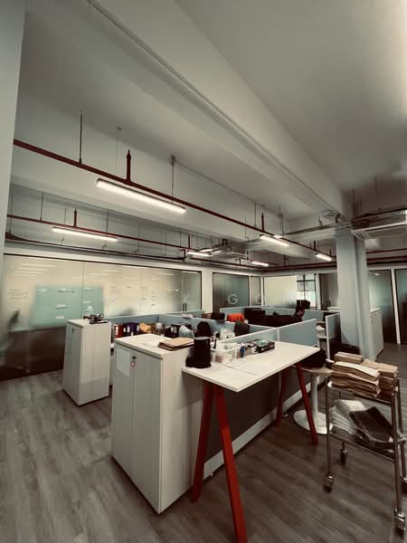 B-Central, 994 Bendemeer Road, 4,758 sqft, Light Industrial (B1) For Sale, by Mark Goh, 500193240 - Office - CommercialGuru.com.sg