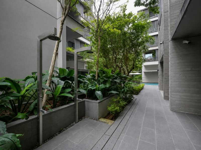 Brand New Freehold Renovated 3B Penthouse in Newton at $3.2m!, , 3 Bedrooms, 1,410 sqft, Condominium For Sale, by Tan Shi Kai, 500193243 - Exterior - PropertyGuru.com.sg