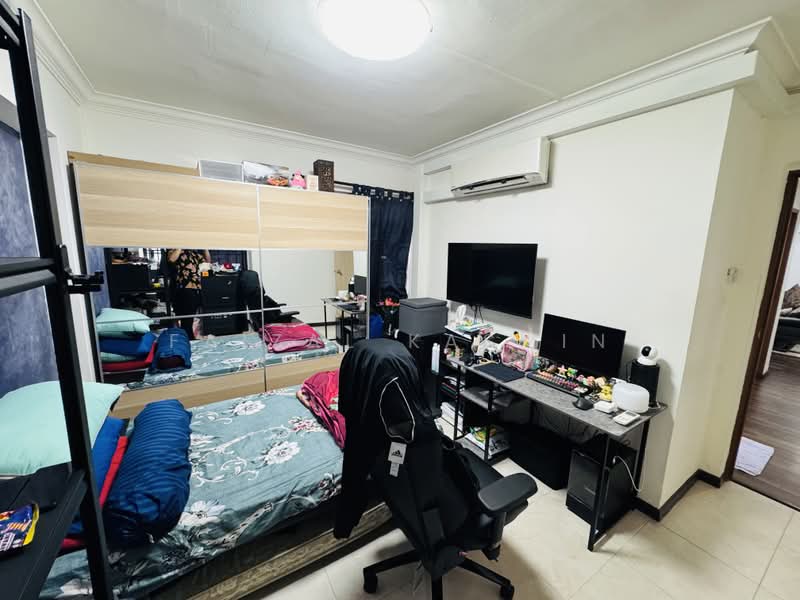 670 Woodlands Drive 71, 670 Woodlands Drive 71, 4 Bedrooms, 1,410 sqft, HDB Flat For Sale, by Faizal Kasmin, 500193255 - Bedroom - PropertyGuru.com.sg