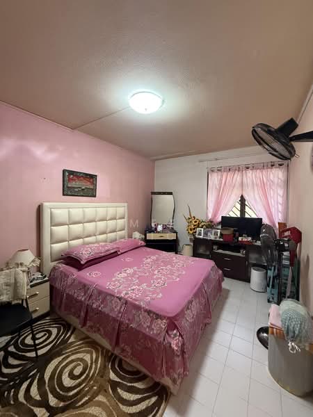 225 Tampines Street 23, 225 Tampines Street 23, 3 Bedrooms, 1,130 sqft, HDB Flat For Sale, by Ameer Marican, 500193257 - Bedroom - PropertyGuru.com.sg