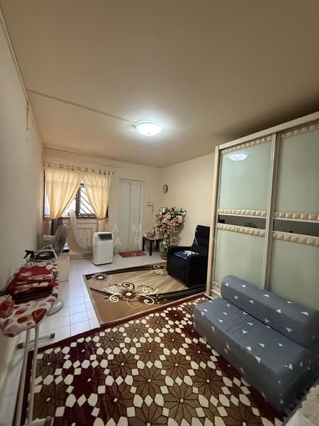 225 Tampines Street 23, 225 Tampines Street 23, 3 Bedrooms, 1,130 sqft, HDB Flat For Sale, by Ameer Marican, 500193257 - Bedroom - PropertyGuru.com.sg