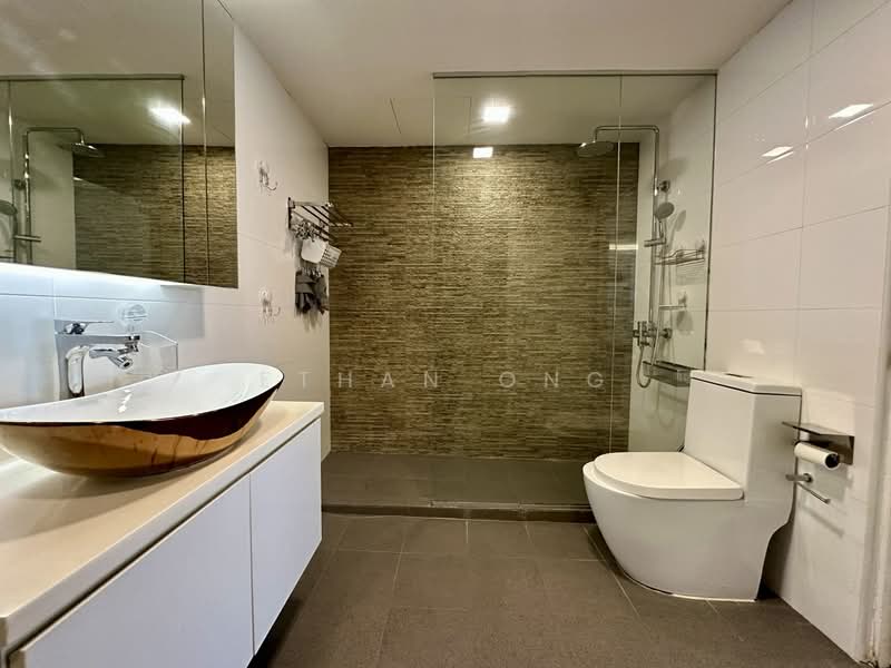 The Plaza, 7500A Beach Road, 1 Bedroom, 678 sqft, Apartment For Rent, by Ethan Ong, 500193262 - Bathroom - PropertyGuru.com.sg