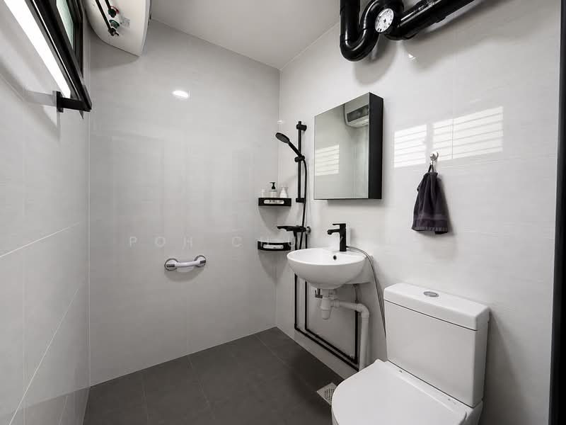 109 Bishan Street 12, 109 Bishan Street 12, 3 Bedrooms, 904 sqft, HDB Flat For Sale, by Poh Chu Ying, 500193263 - Bathroom - PropertyGuru.com.sg