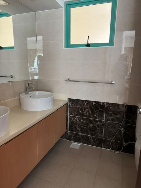 Southaven II, 31 Hindhede Walk, 3 Bedrooms, 1,894 sqft, Condominium For Sale, by Baron Yeo, 500193267 - Bathroom - PropertyGuru.com.sg