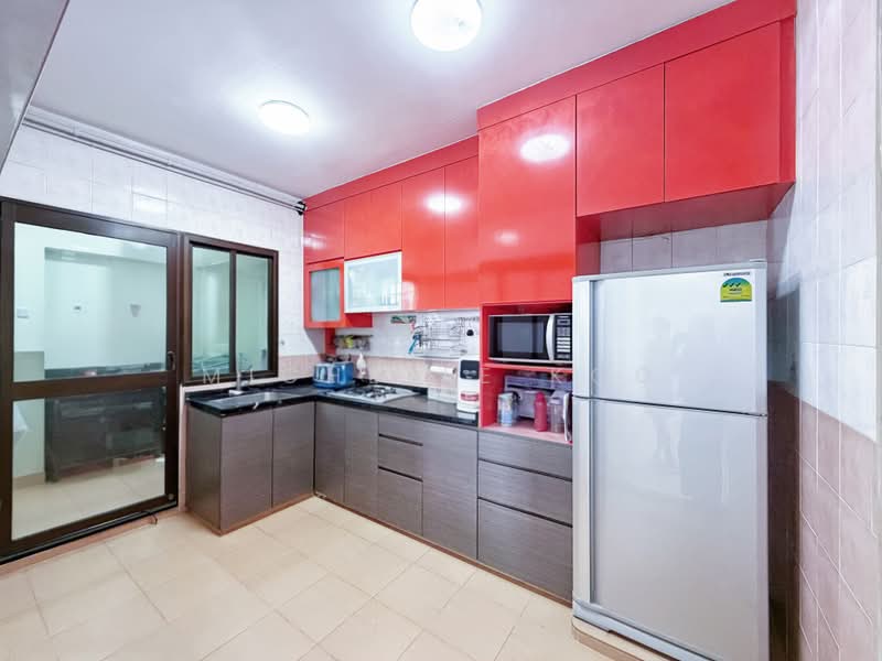 682B Jurong West Central 1, 682B Jurong West Central 1, 3 Bedrooms, 1,227 sqft, HDB Flat For Sale, by Michelle Koo, 500193269 - Kitchen - PropertyGuru.com.sg