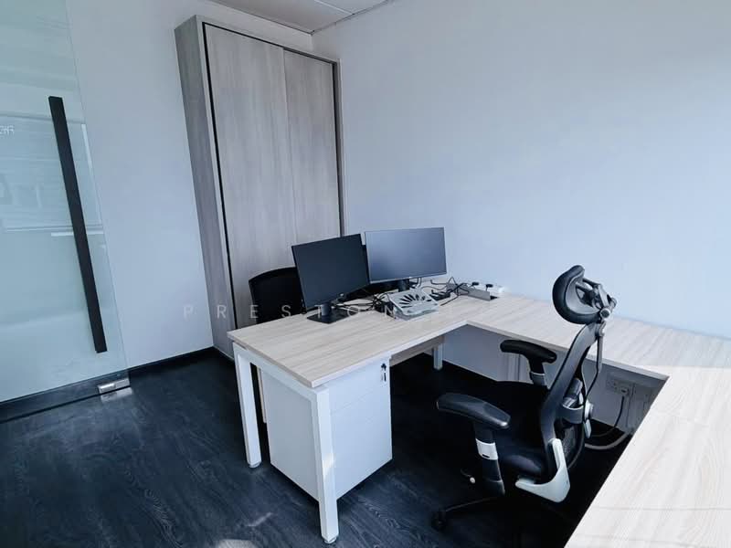 Six Battery Road Building, 6 Battery Road, 872 sqft, Office For Rent, by Preston Tan, 500193273 - Study - CommercialGuru.com.sg
